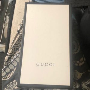 Gucci box